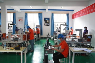 2021 年江西省&ldquo;天工杯&rdquo;勞動和技能競賽暨第七屆全國職工職業(yè)技能大賽江西選拔賽工業(yè)機器人操作調(diào)整工決賽在南昌舉行